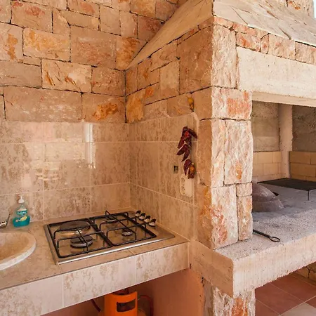 Tatil Evi Roza Murter *