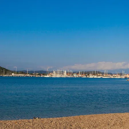 Holiday home Roza Murter *