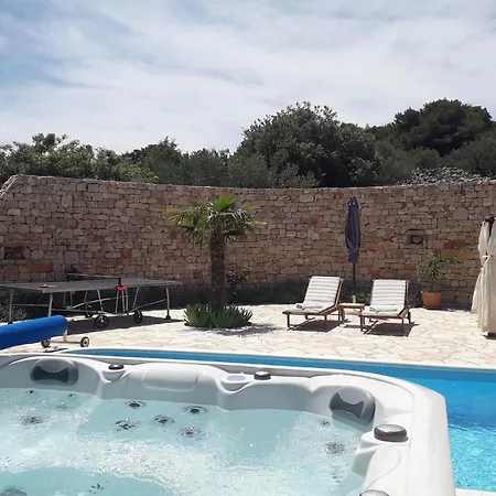 Tatil Evi Roza Murter
