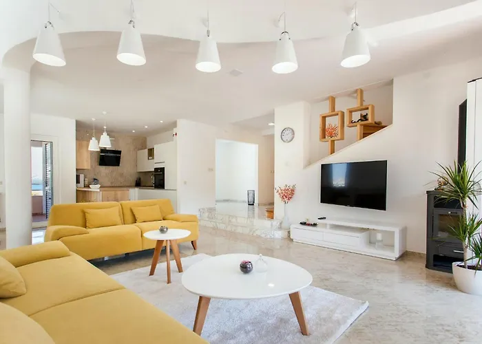 펜션 Roza Murter *